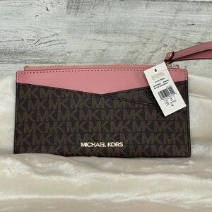 Wristlet / Wallet